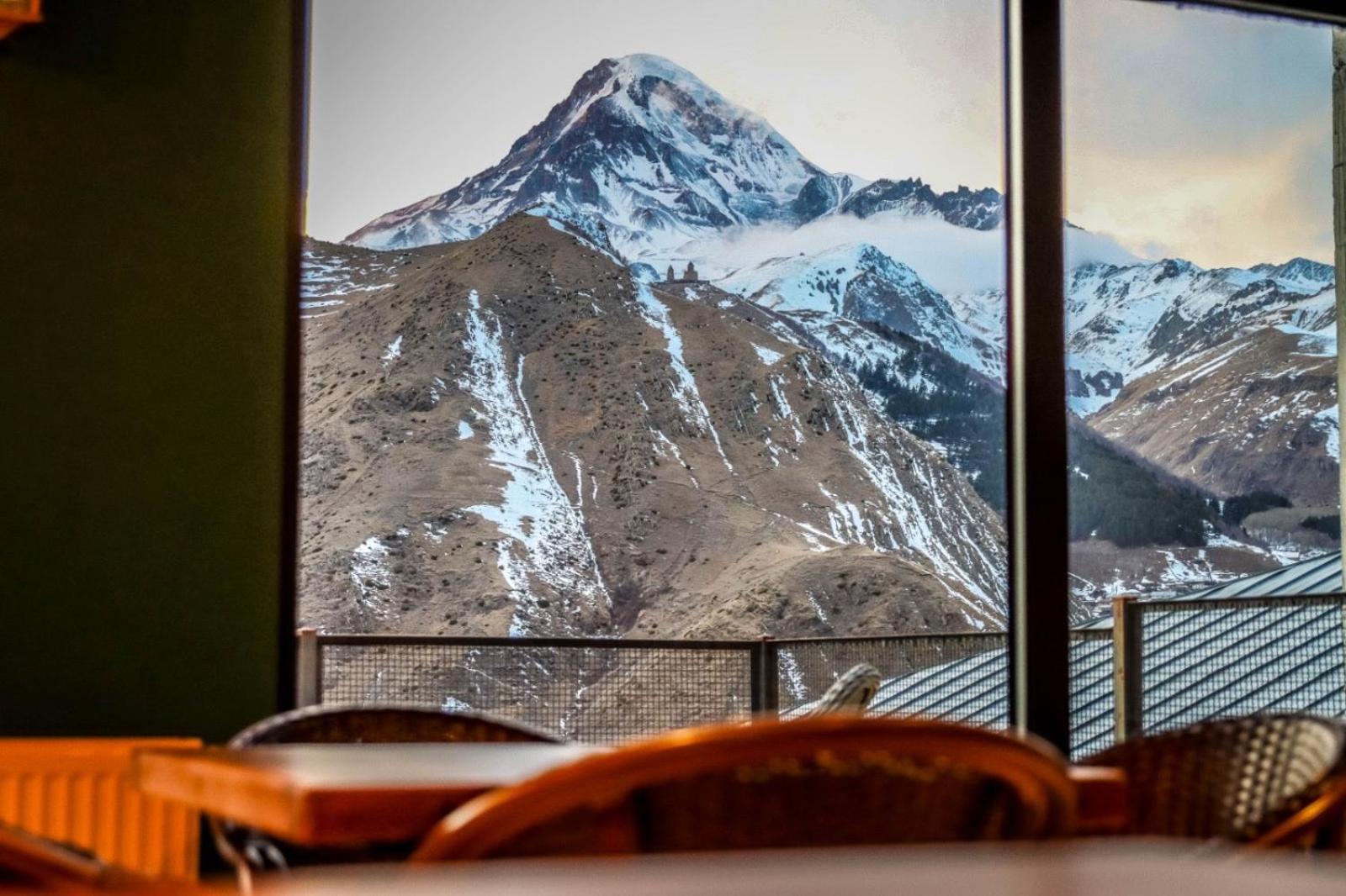 Hotel Misty Mountain Kazbegi Eksteriør billede